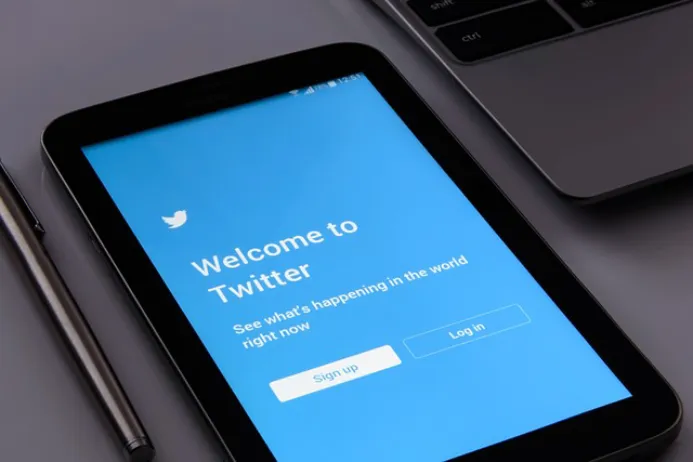 Twitter智能回复：社交媒体互动的新篇章